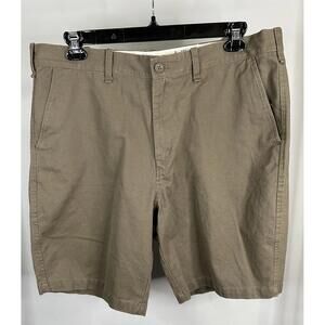 Eddie Bauer Legend Wash Chino Shorts Men’s Size 40x10